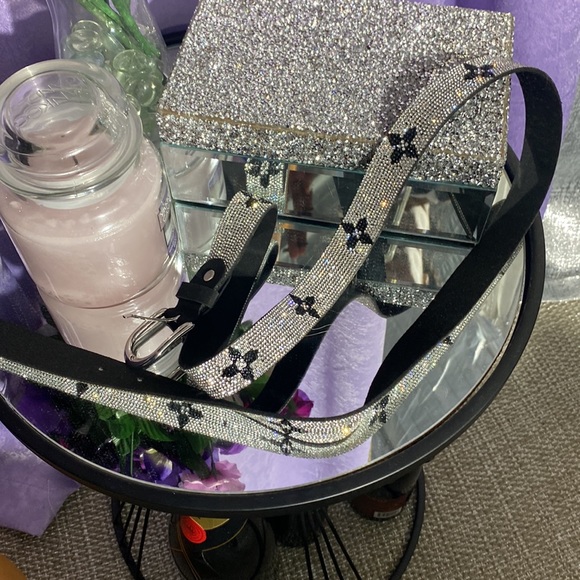 Stylish Belts - Picture 1 of 8